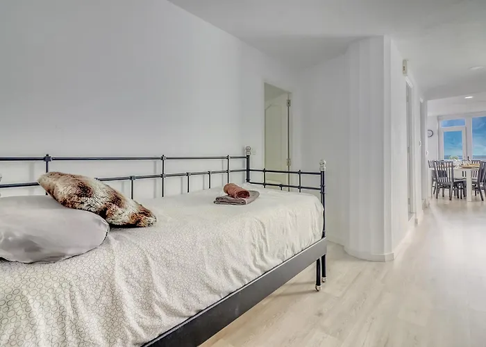 Modern With Private Parking & Ocean View & Coffee Corner 伊科德·德·洛斯·维诺斯