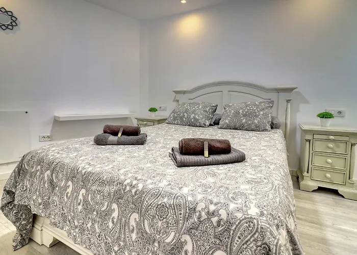 Modern With Private Parking & Ocean View & Coffee Corner