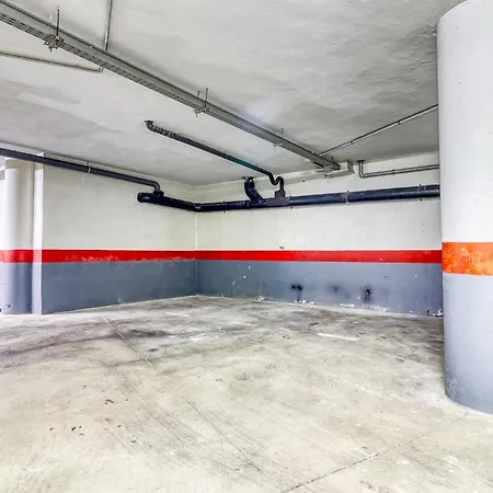 Modern With Private Parking & Ocean View & Coffee Corner Lägenhet